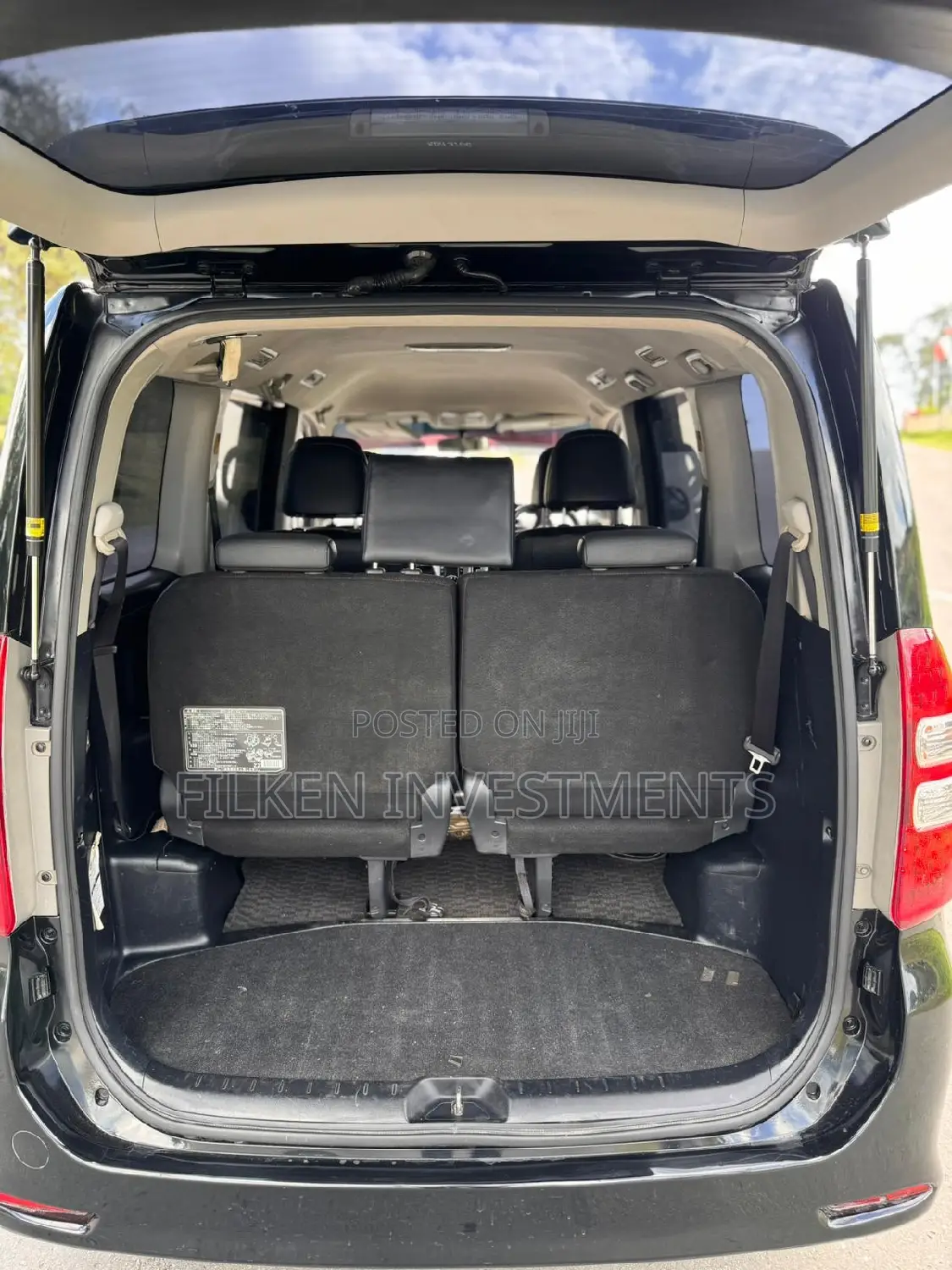 Toyota Voxy 2014 Black