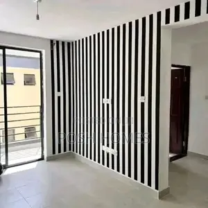 Black and White Wallpapers