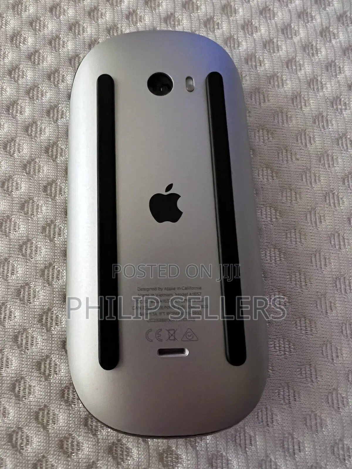 Apple Magic Mouse 2 A1657 Black GREAT CONDITION! Midnight Bl
