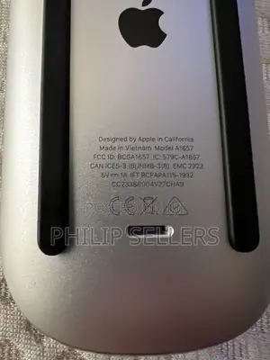 Apple Magic Mouse 2 A1657 Black GREAT CONDITION! Midnight Bl