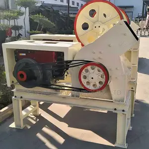 Customized Hammer Crusher With Diesel Engine or 11 Kw Motor