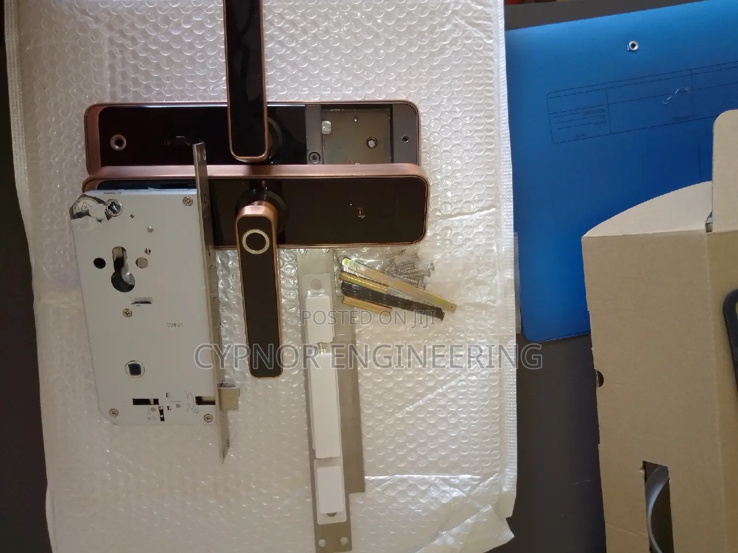 Secure Hotel Experience Smart Biometrics Wifi Door Locks