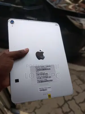 Apple iPad Air (2020) 64 GB Silver