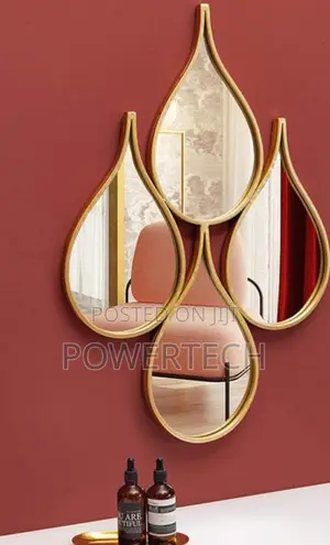 Tea Drop Decor Mirror