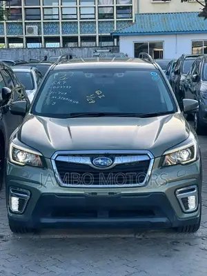 Subaru Forester 2.5i Premium AWD 2018 Green