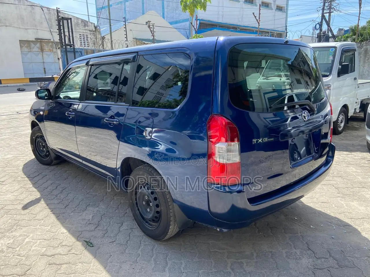 Toyota Succeed 2018 Blue