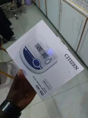 Citizen Blood Pressure Monitor CH-452