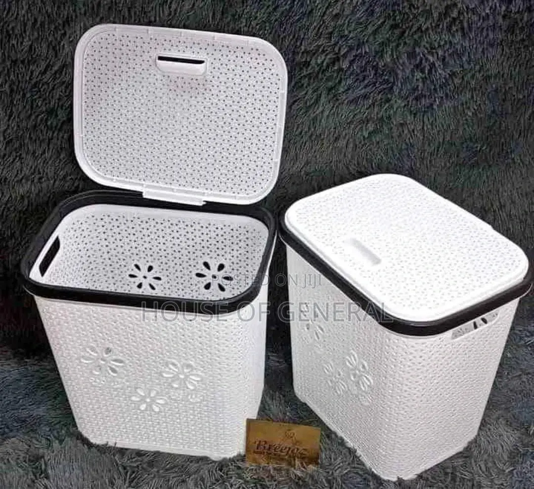 *Laundry Basket With a Lid*
(App 70 Litres)