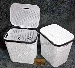 *Laundry Basket With a Lid*
(App 70 Litres)