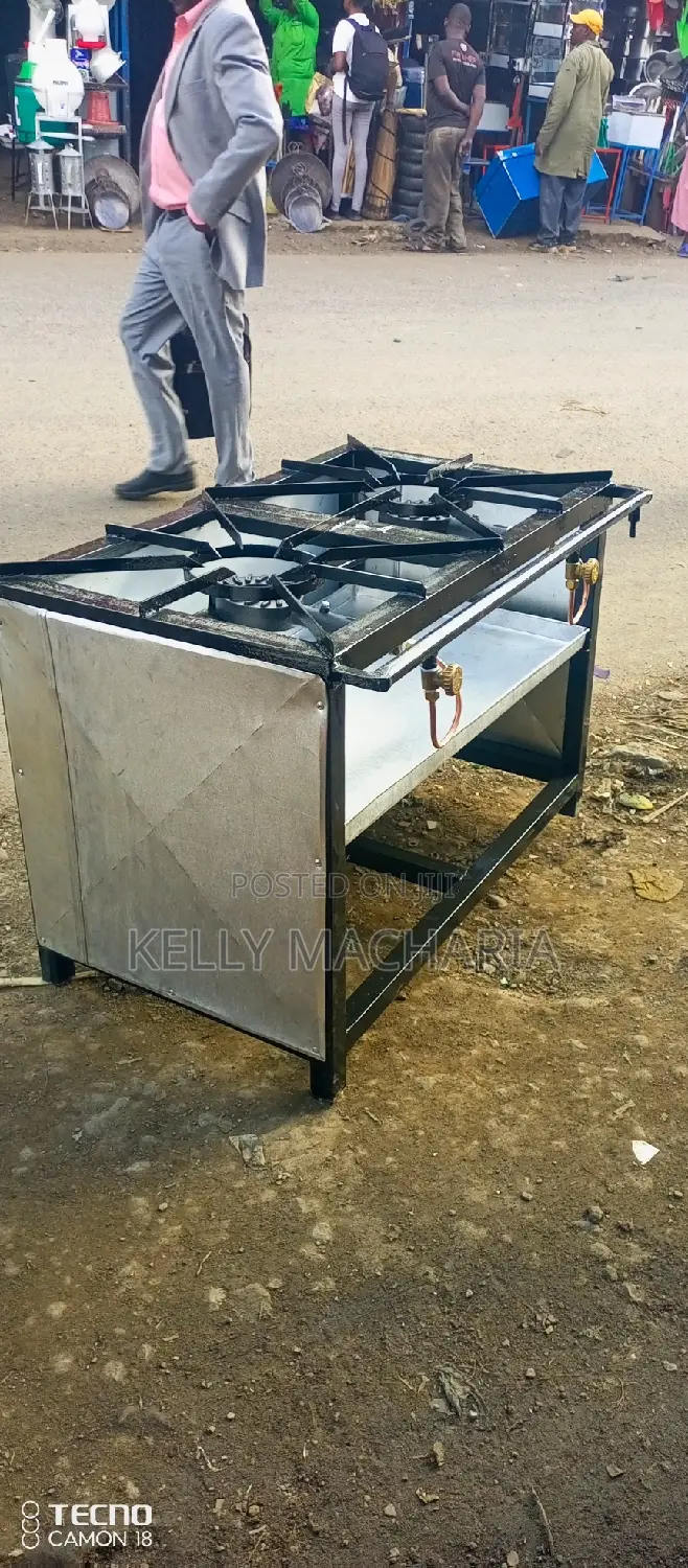 Closed Two Burner Gas Grill Jikos/40