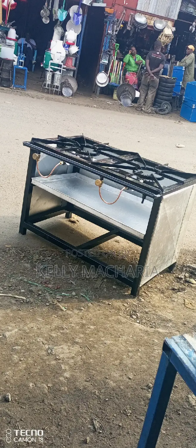 Closed Two Burner Gas Grill Jikos/40