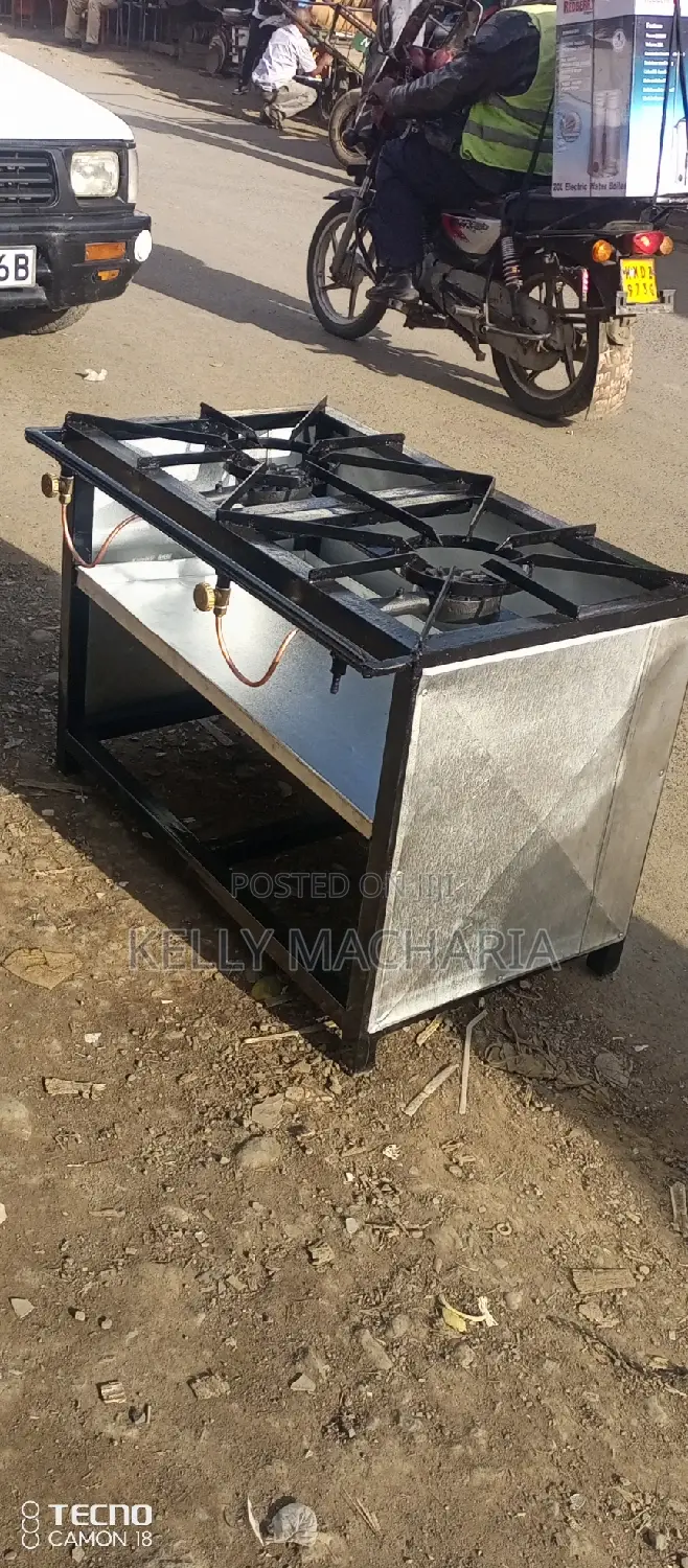 Closed Two Burner Gas Grill Jikos/40