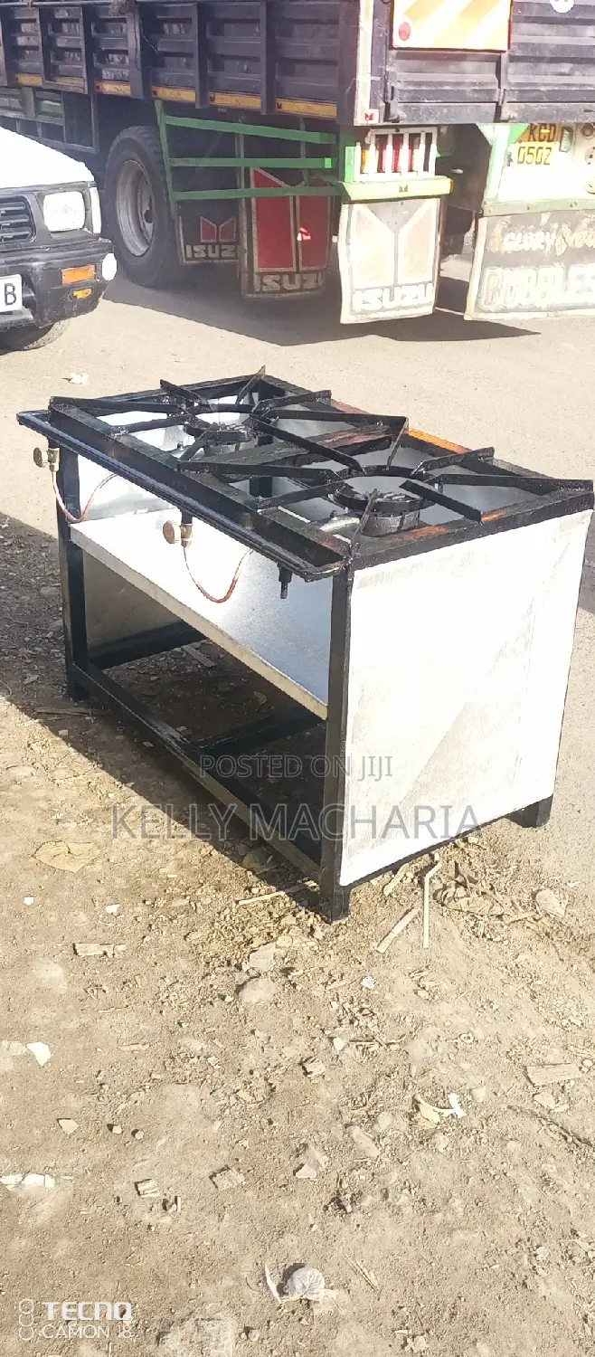 Closed Two Burner Gas Grill Jikos/40