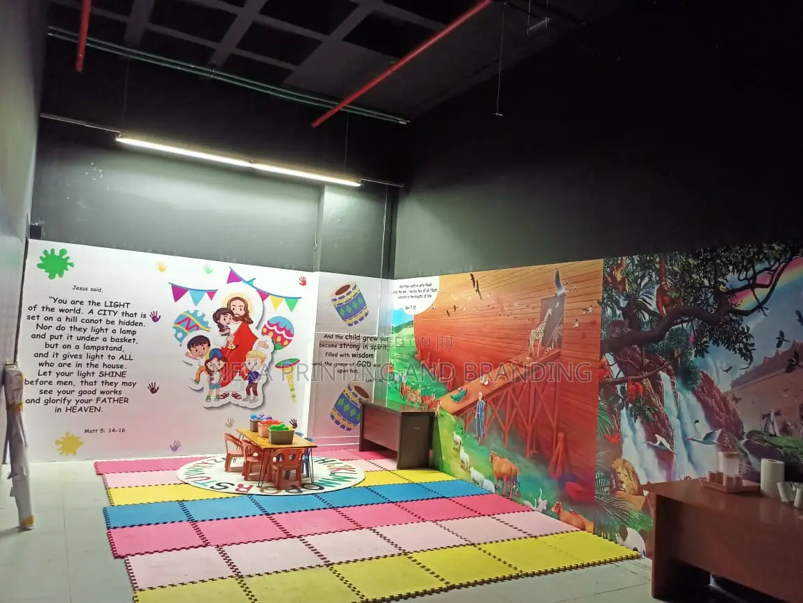 Children's Room Wallpaper