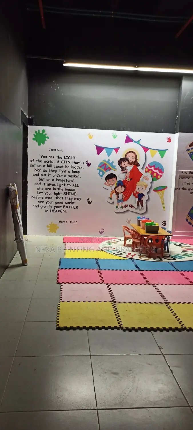 Children's Room Wallpaper