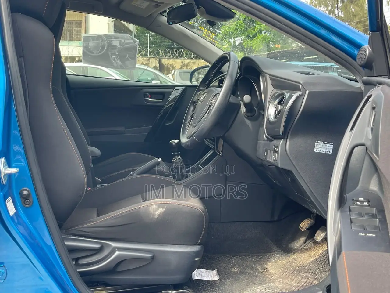 Toyota Auris 2017 Blue