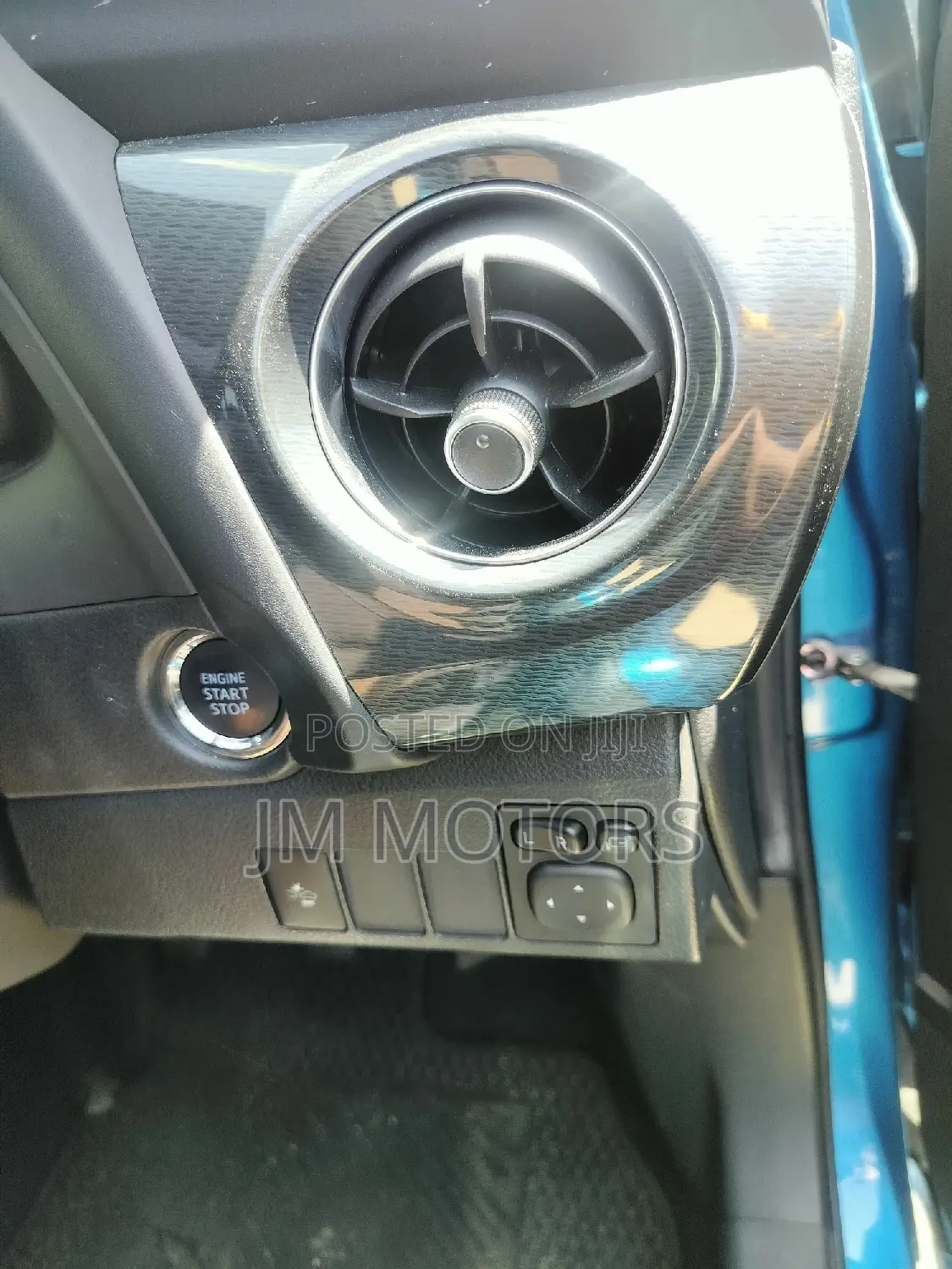 Toyota Auris 2017 Blue