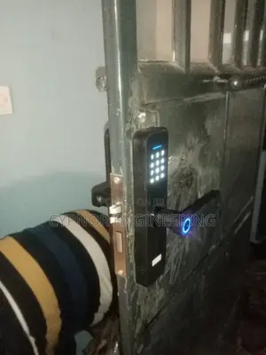 Keyless Serenity Airbnbs Biometric Keypad Touch Door Lock