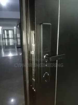 Secure Getaways Airbnbs Fingerprint Scanner Smartlock