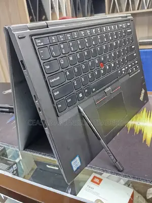 Laptop Lenovo ThinkPad Yoga 370 8GB Intel Core I5 SSD 256GB