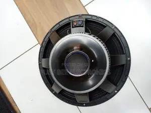 RCF 18" Naked Bass