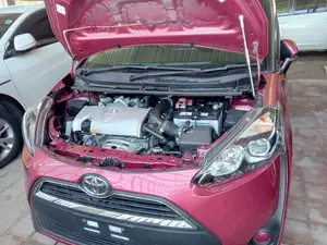 Toyota Sienta 2016
