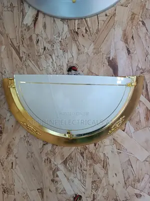 Half Moon Glass