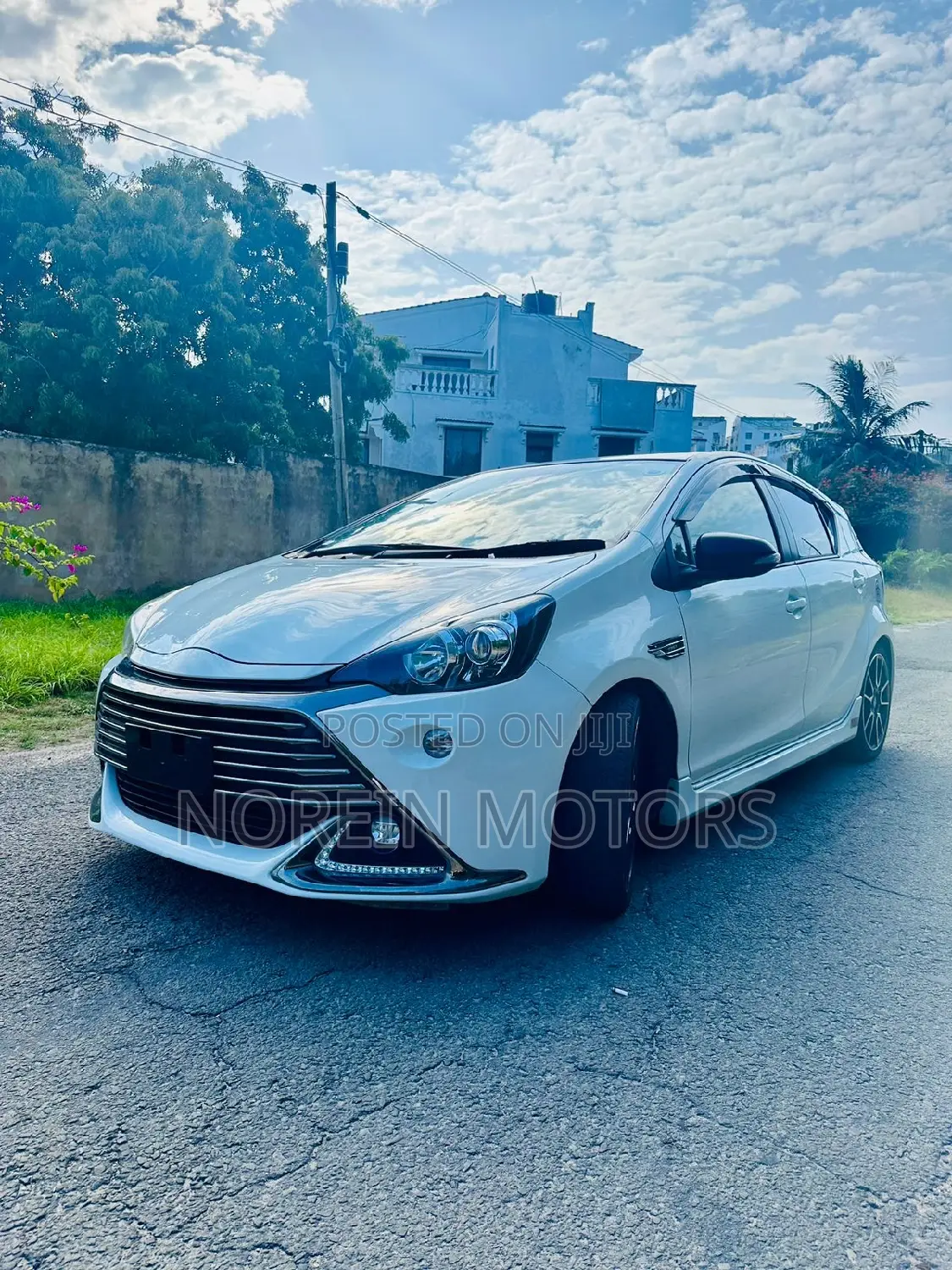 Toyota Aqua 2018 White