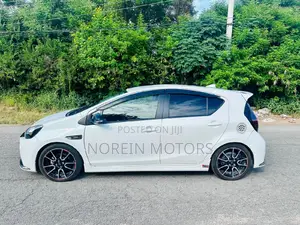 Toyota Aqua 2018 White