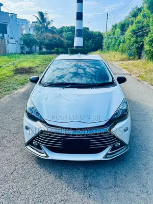 Toyota Aqua 2018 White