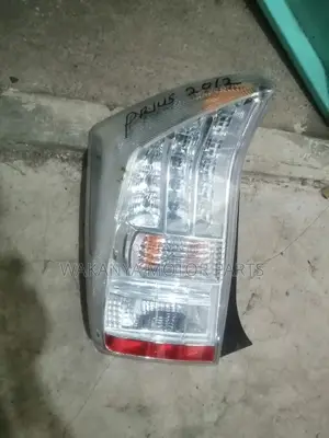 Toyota Prius 2010/2012 Tail Lamp, Clean EX Japan Parts