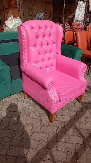 Executive Manicure Seat