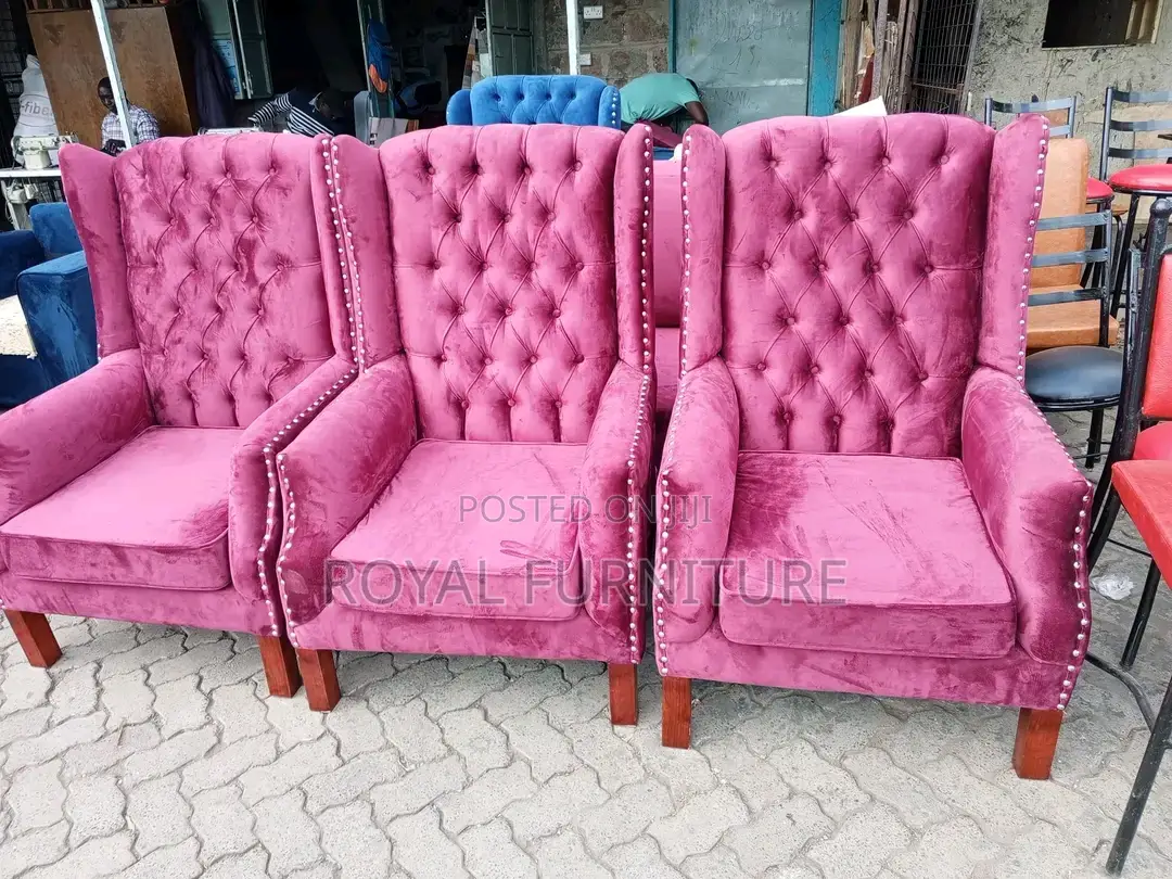 Executive Manicure Seat