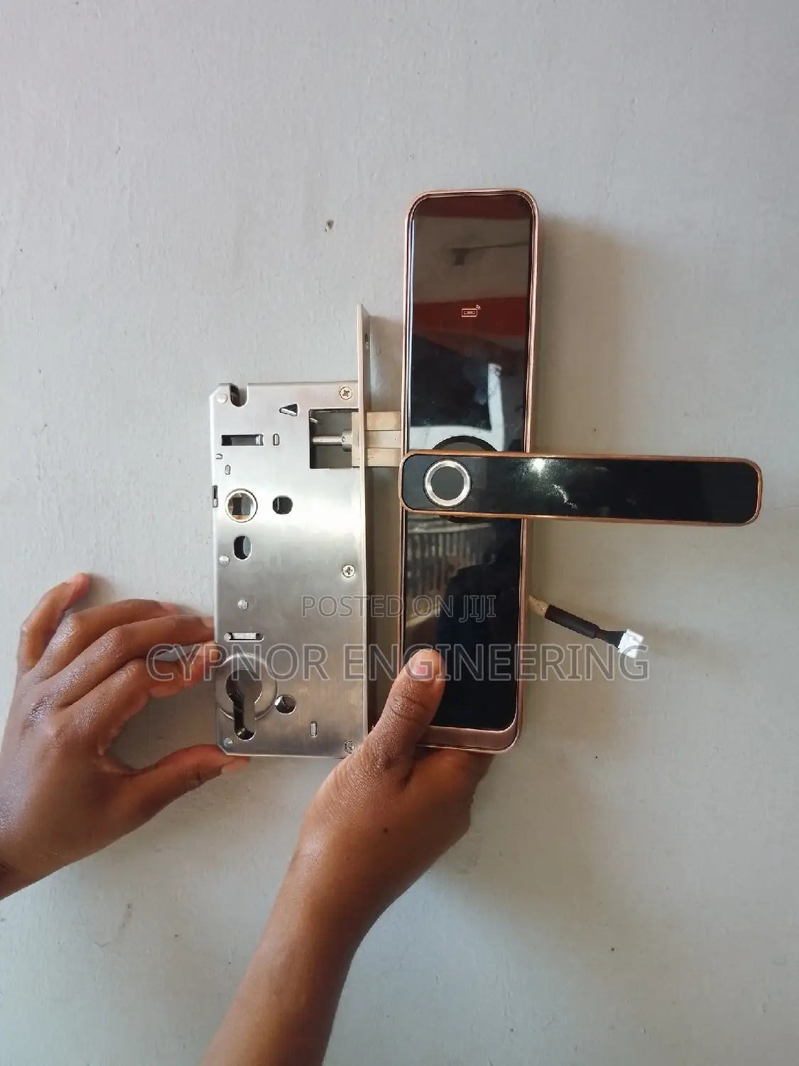 RFID Keyless Security Biometric Wifi Tuya Electric Smartlock