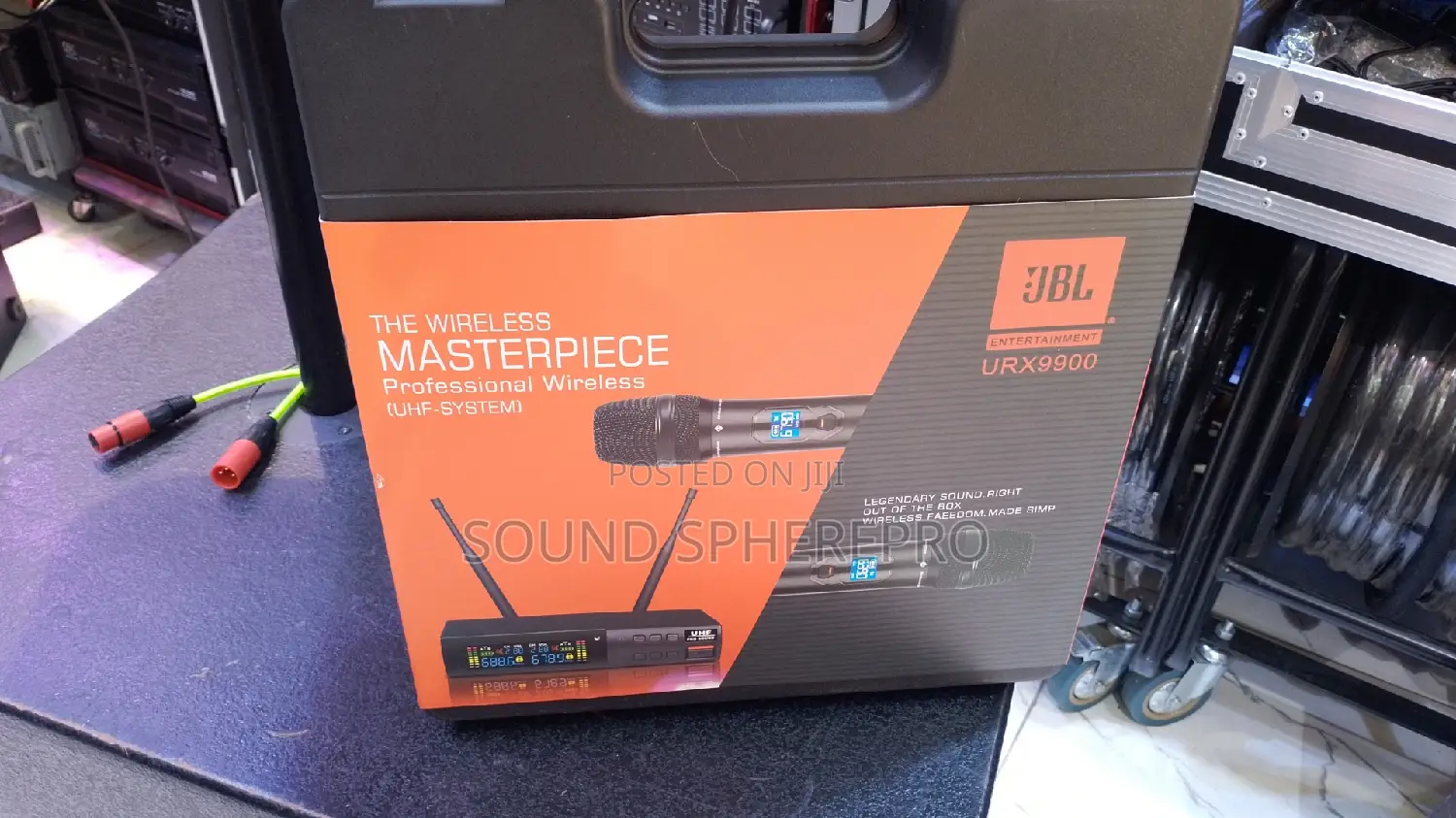 JBL URX 9900 2 Wireless Microphone