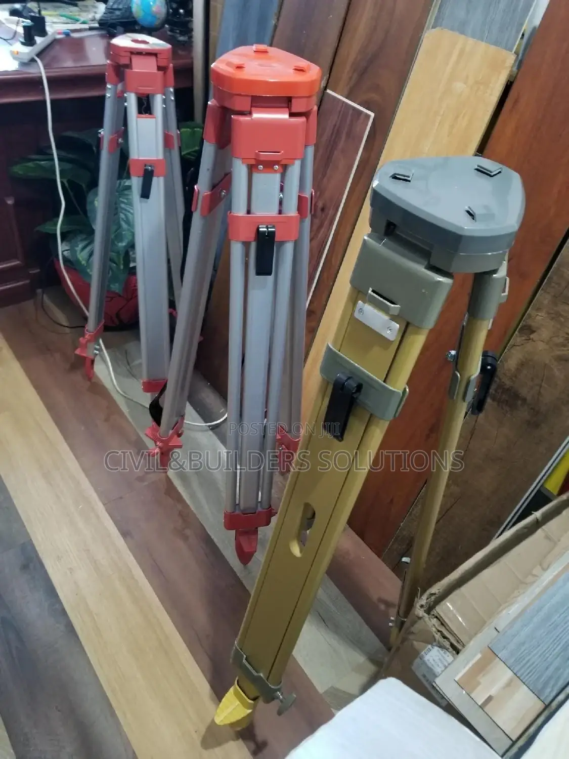 Levels Tripod Stands ( Dumpy Level)