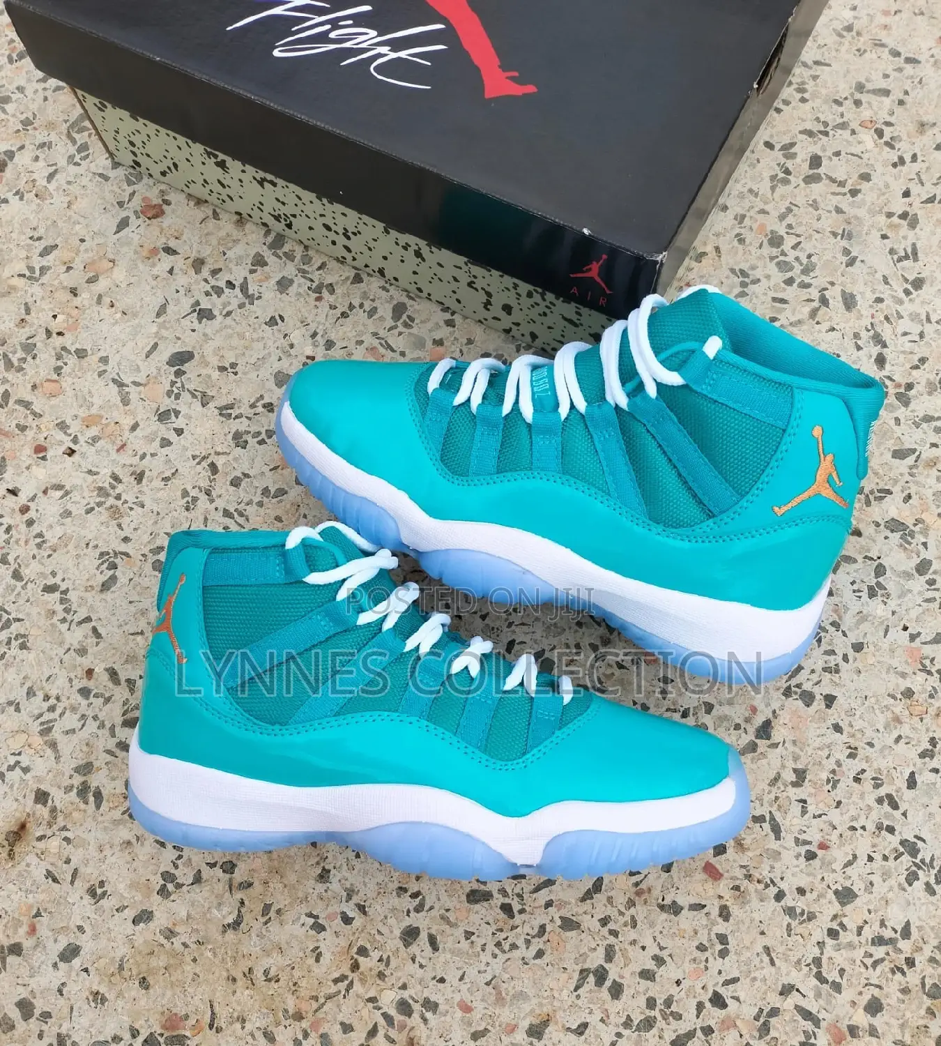 Jordan 11 , J11