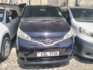 Nissan Vanette 2015 Black