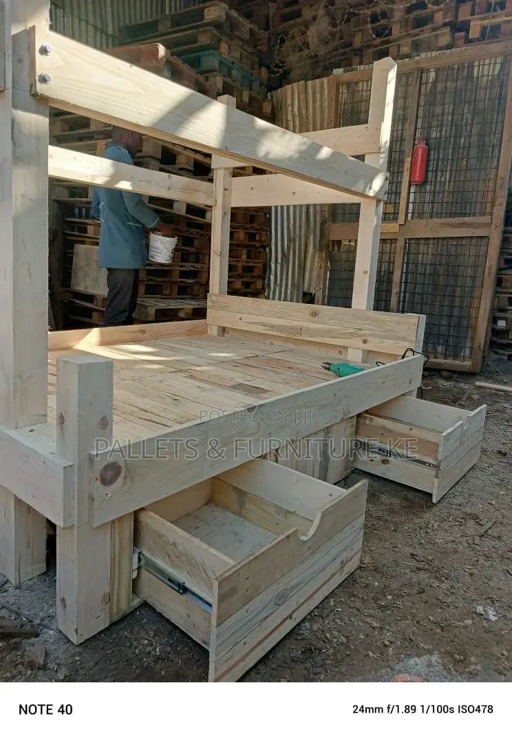 Bunk Bed / Loft Bed / 099