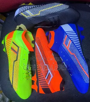 Size Boots >Ankle Football Boots 39-44