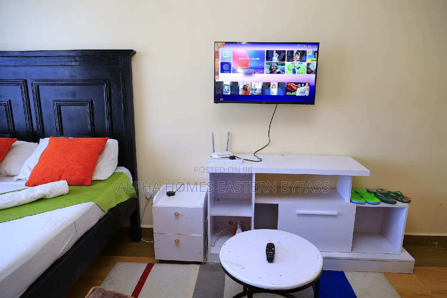 Modern Elegance: Fully Equipped Studio Getaway