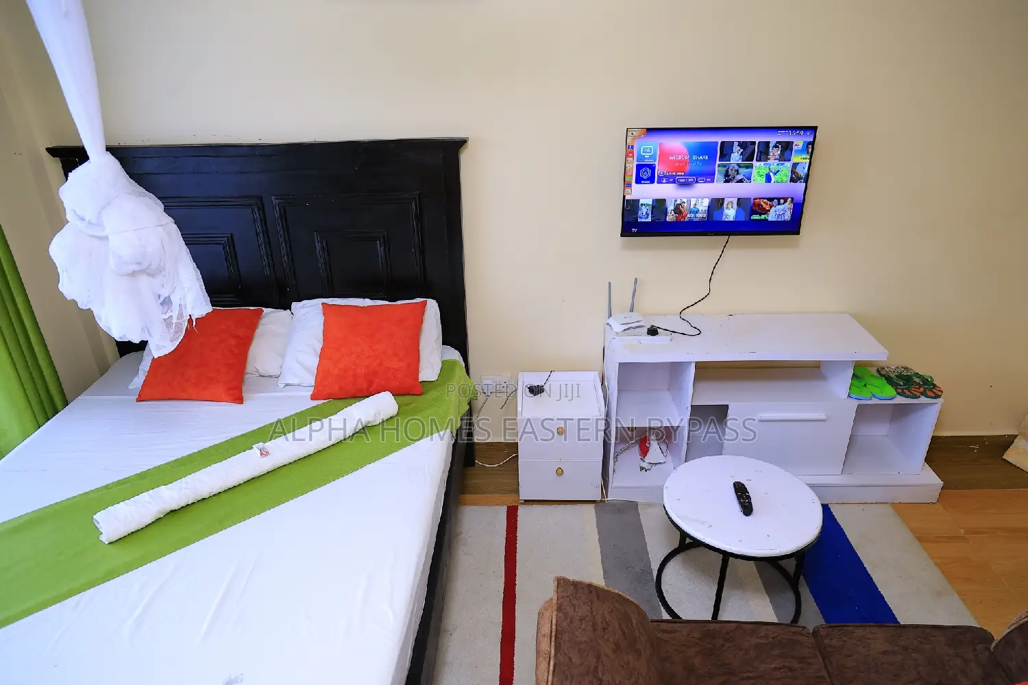 Modern Elegance: Fully Equipped Studio Getaway