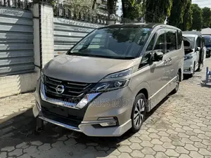Nissan Serena 2018 Gold