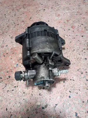 Nissan Hardbody TD 27 Alternator