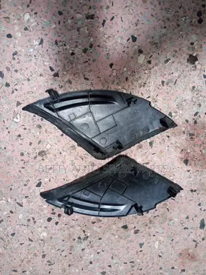 Toyota Corolla Fielder Windscreen Finisher