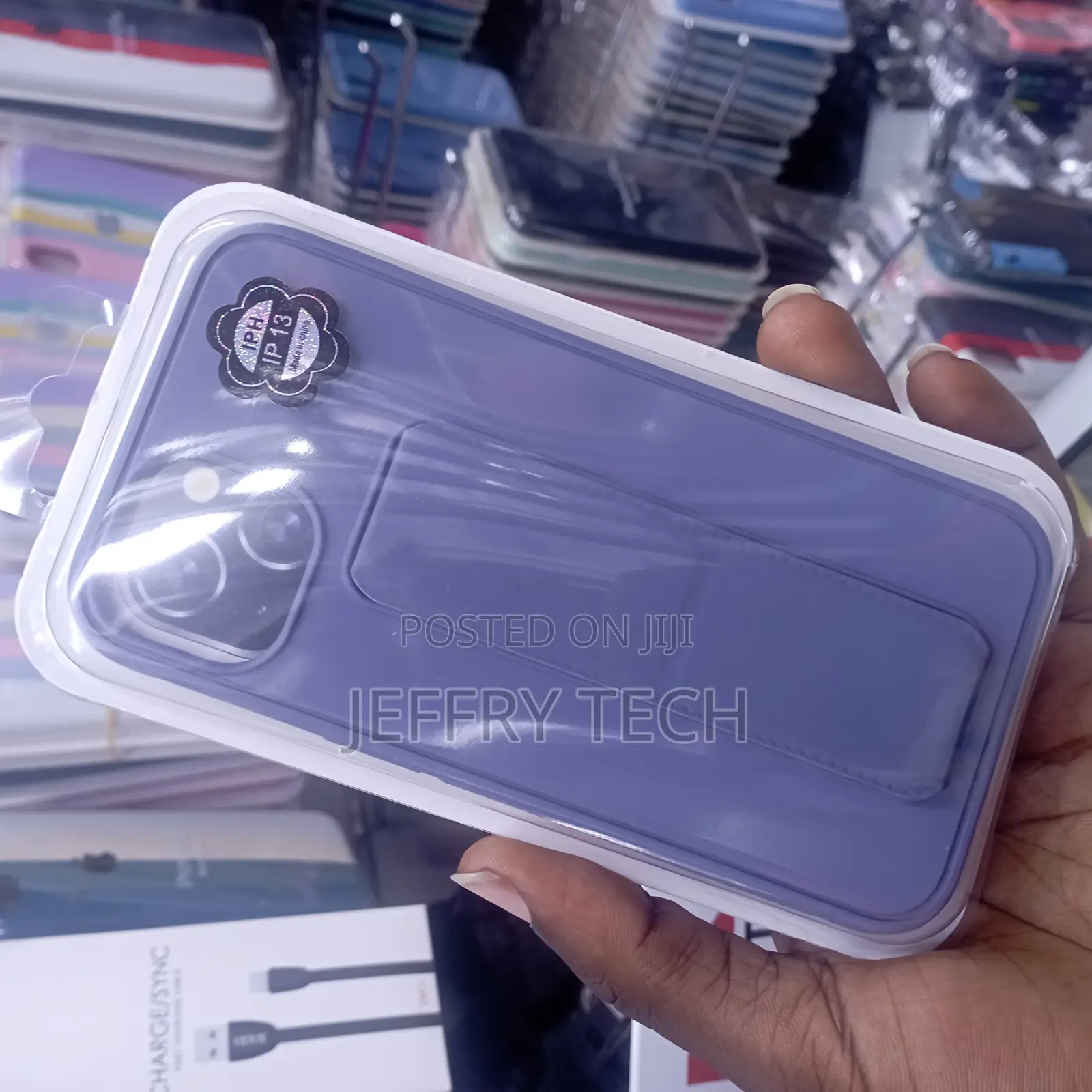 Apple iPhone 13