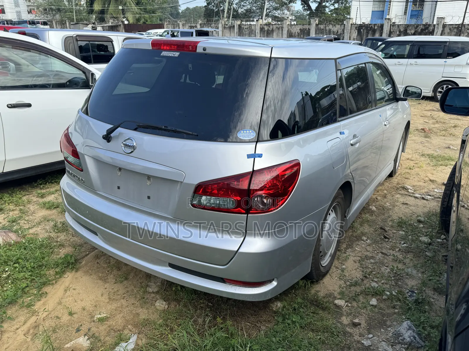 Nissan Wingroad 2017 Silver