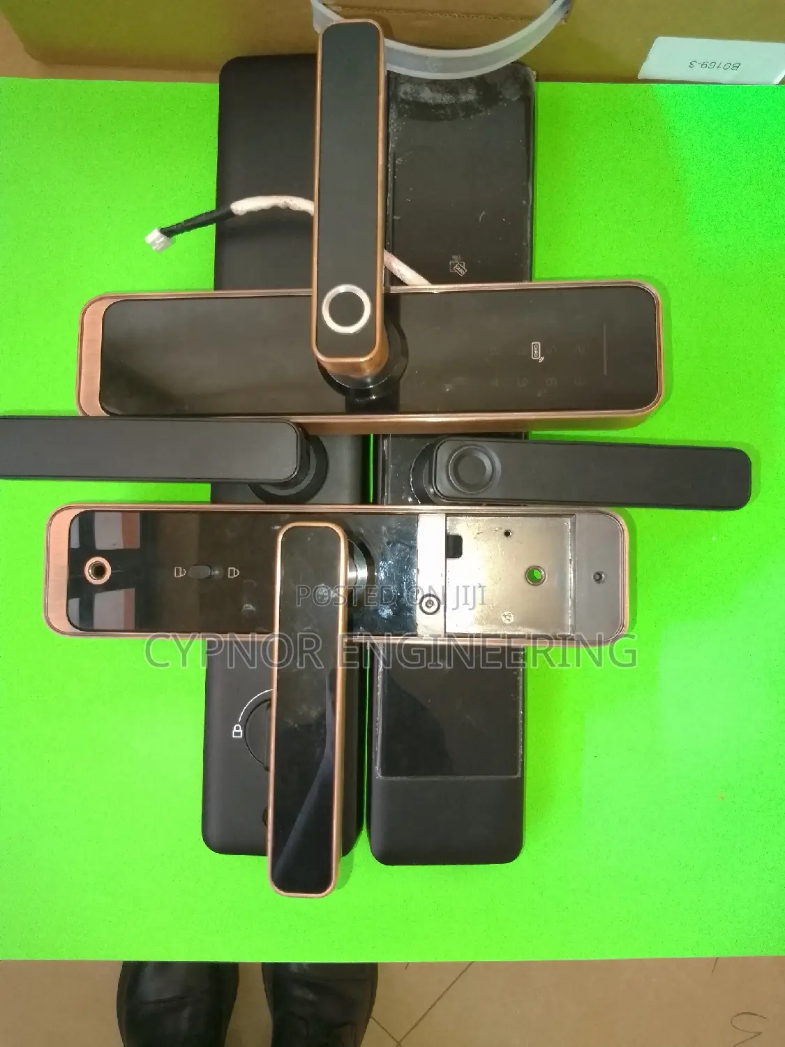 RFID Seamless Entry Smart Security Door Locks for Airbnbs