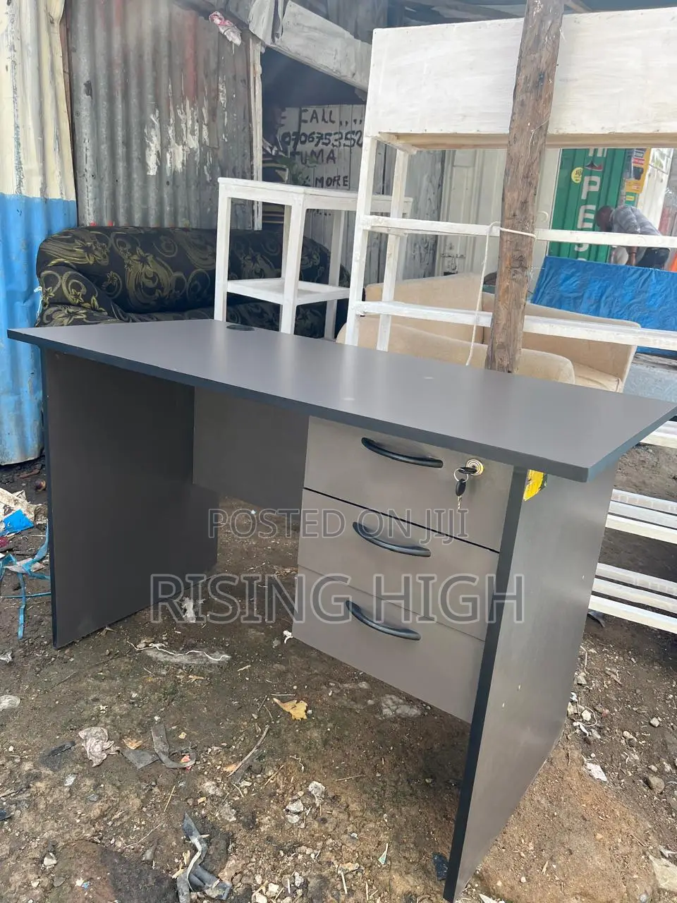Fine Best Quality Office Desk.