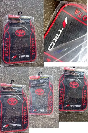 Toyota Red Logo Carpet Floor Mats 5pc Set